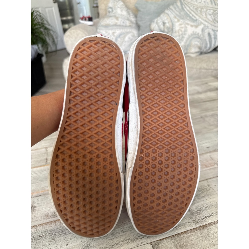 Vans Classic Slip-On Red Canvas Skate Shoes Mens 12 Womens 13.5 Low Top Sneaker - Picture 4 of 7